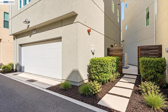 5806 Huntley Ave, Dublin, CA 94568
