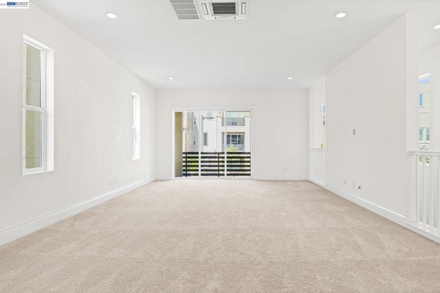 5806 Huntley Ave, Dublin, CA 94568