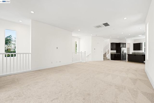 5806 Huntley Ave, Dublin, CA 94568