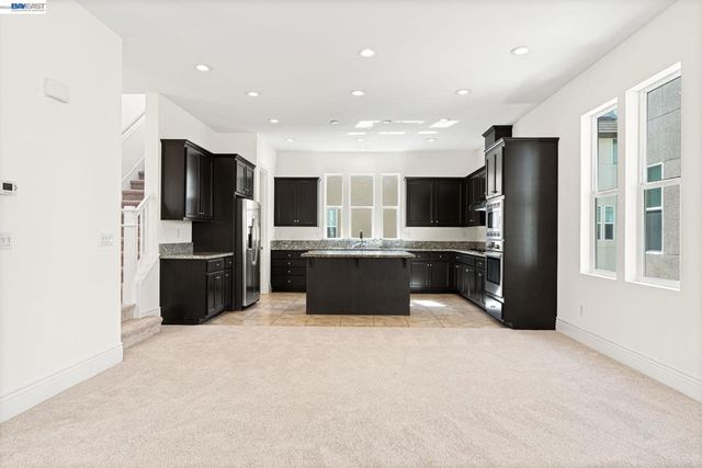 5806 Huntley Ave, Dublin, CA 94568