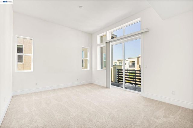 5806 Huntley Ave, Dublin, CA 94568