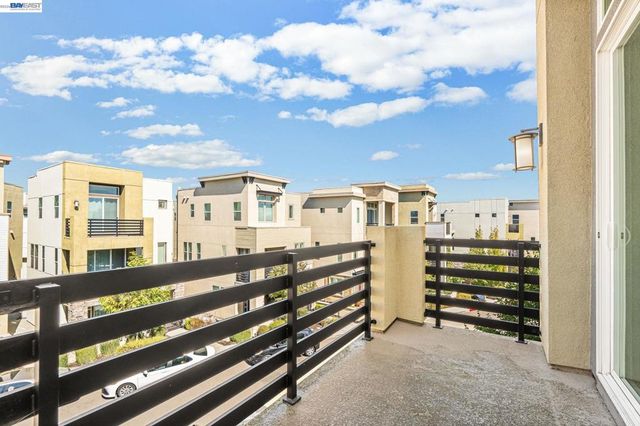 5806 Huntley Ave, Dublin, CA 94568