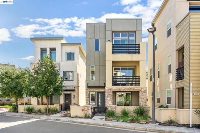 5806 Huntley Ave, Dublin, CA 94568