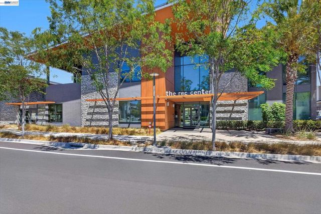 5806 Huntley Ave, Dublin, CA 94568