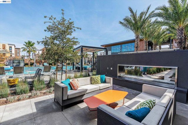 5806 Huntley Ave, Dublin, CA 94568