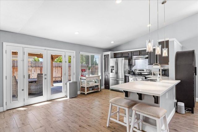 2616 Nemaha Way, Stockton, CA 95206