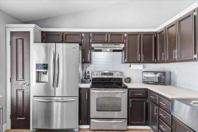 2616 Nemaha Way, Stockton, CA 95206
