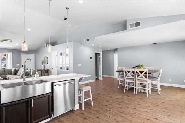2616 Nemaha Way, Stockton, CA 95206