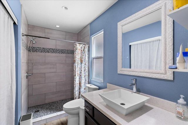 2616 Nemaha Way, Stockton, CA 95206