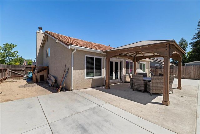 2616 Nemaha Way, Stockton, CA 95206