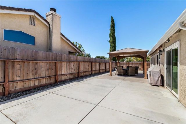 2616 Nemaha Way, Stockton, CA 95206