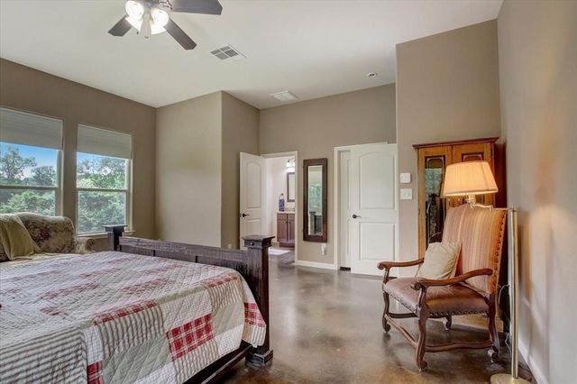 157 Keawakapu DR, Bastrop, TX 78602