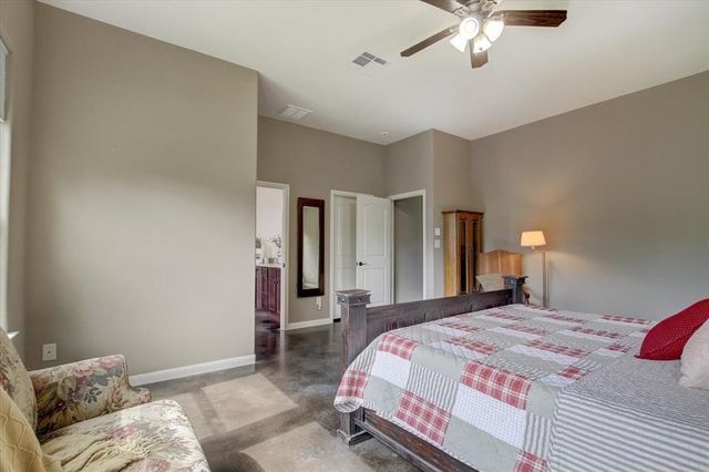 157 Keawakapu DR, Bastrop, TX 78602