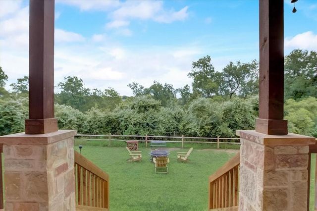 157 Keawakapu DR, Bastrop, TX 78602