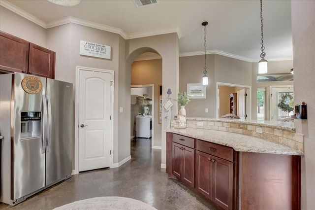 157 Keawakapu DR, Bastrop, TX 78602