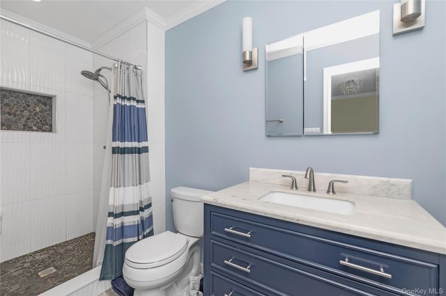 1107 Little Neck Avenue, North Bellmore, NY 11710