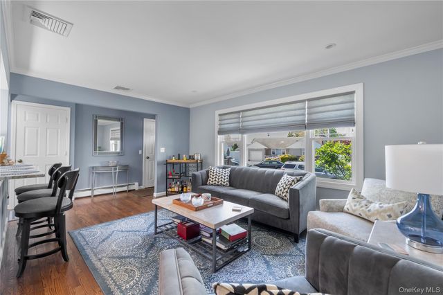 1107 Little Neck Avenue, North Bellmore, NY 11710