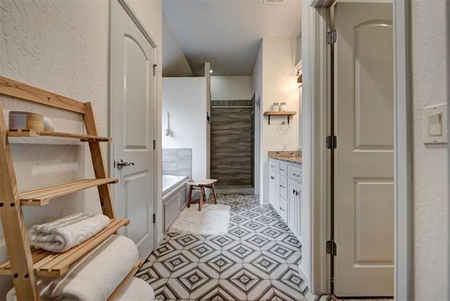 300 SW 171st Street, Oklahoma City, OK 73170