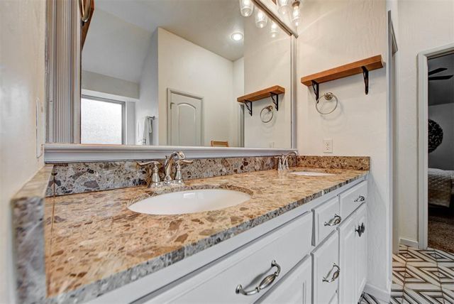 300 SW 171st Street, Oklahoma City, OK 73170