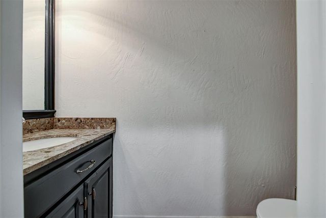 300 SW 171st Street, Oklahoma City, OK 73170