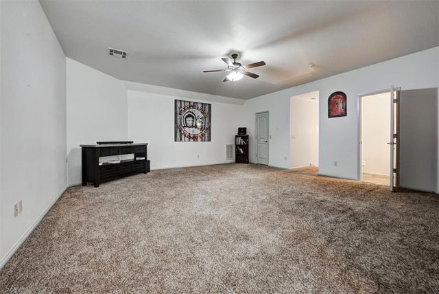 300 SW 171st Street, Oklahoma City, OK 73170