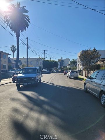 1757 S New England, Los Angeles, CA 90006