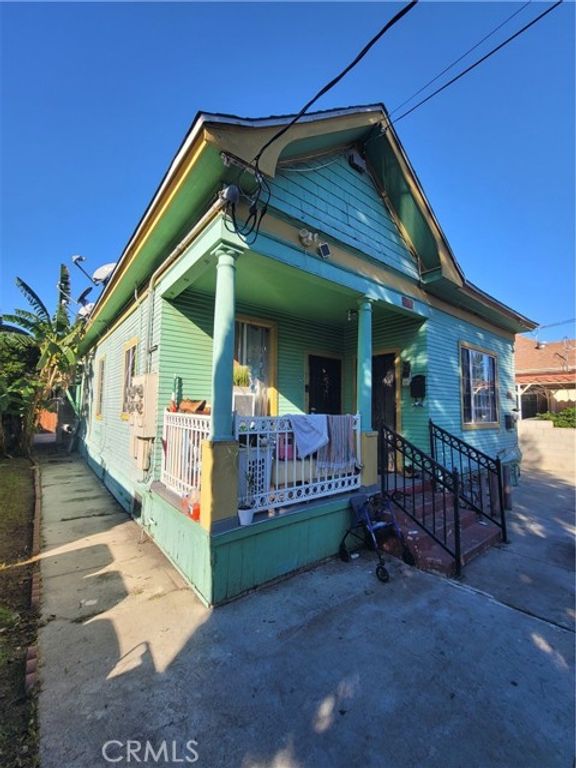 1757 S New England, Los Angeles, CA 90006