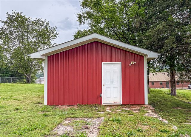 448 S Hwy 14, Yellville, AR 72687