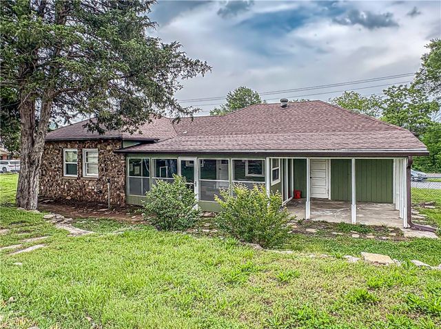 448 S Hwy 14, Yellville, AR 72687