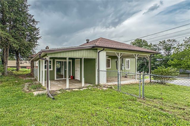 448 S Hwy 14, Yellville, AR 72687