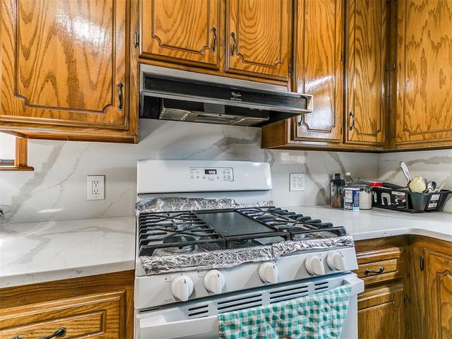 2001 N Keeton Avenue, Bethany, OK 73008