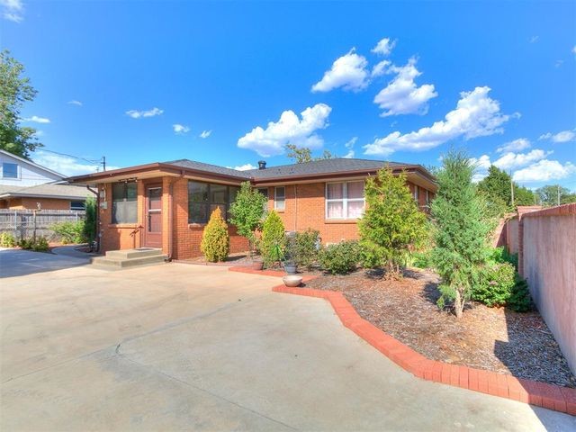 2001 N Keeton Avenue, Bethany, OK 73008