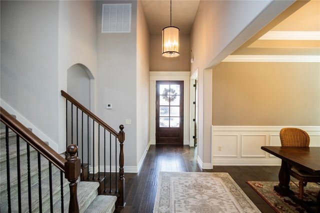 702 SE Fullerton Street, Bentonville, AR 72712