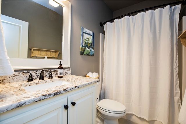 702 SE Fullerton Street, Bentonville, AR 72712