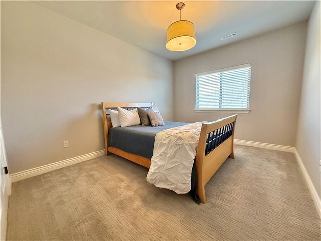 702 SE Fullerton Street, Bentonville, AR 72712