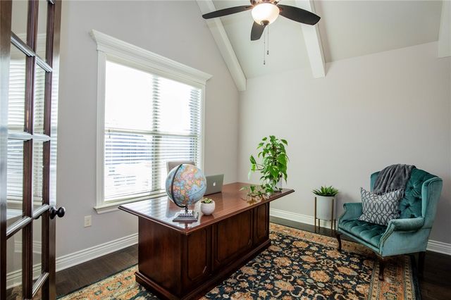 702 SE Fullerton Street, Bentonville, AR 72712