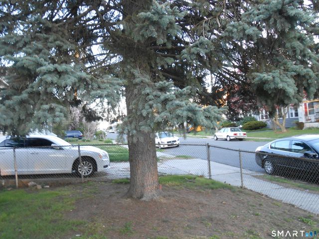 254 Wayne Street, Bridgeport, CT 06606