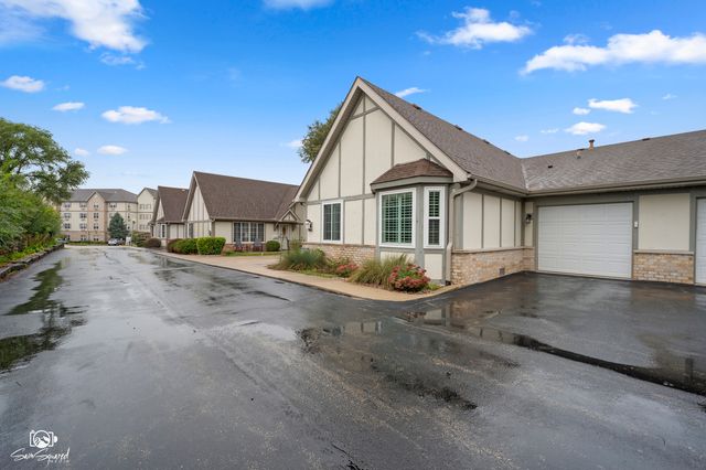 1664 Willow Circle Drive, Crest Hill, IL 60403