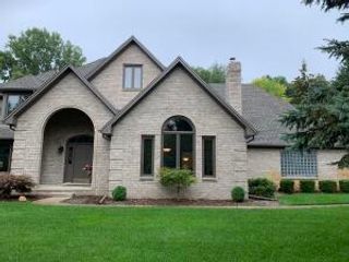 2032 Dean Drive, Washington Twp, MI 48094