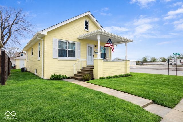 154 E Washington Street, Mooresville, IN 46158