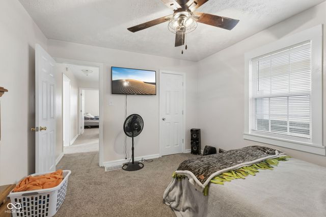 154 E Washington Street, Mooresville, IN 46158