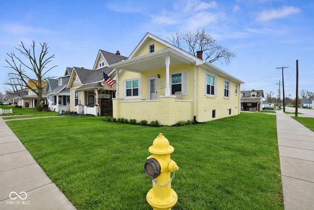 154 E Washington Street, Mooresville, IN 46158