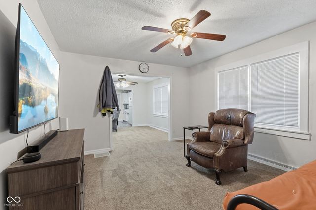 154 E Washington Street, Mooresville, IN 46158