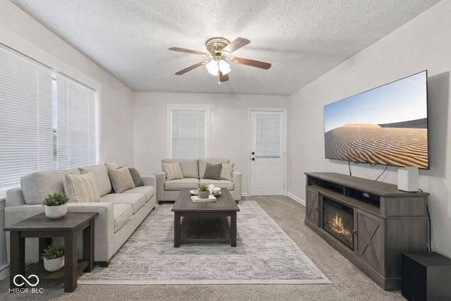 154 E Washington Street, Mooresville, IN 46158