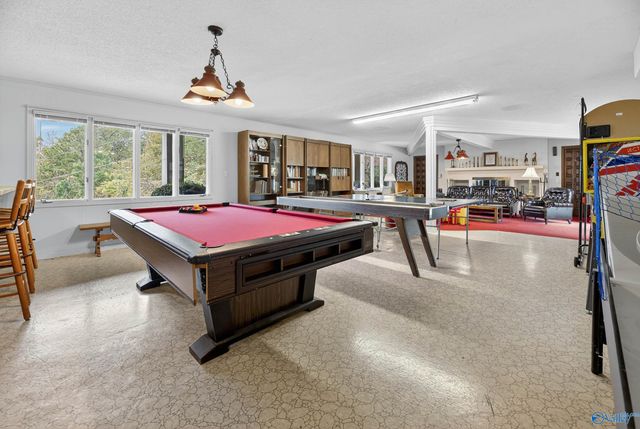 447 Riverton Drive, Rainbow City, AL 35906