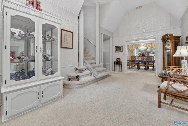 447 Riverton Drive, Rainbow City, AL 35906