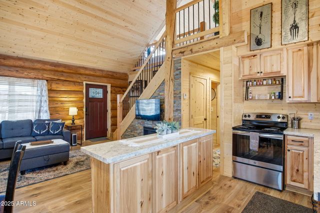 1904 PONCE Place, Show Low, AZ 85901