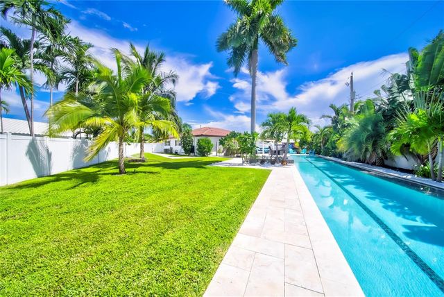 250 NE 27th Court, Boca Raton, FL 33431