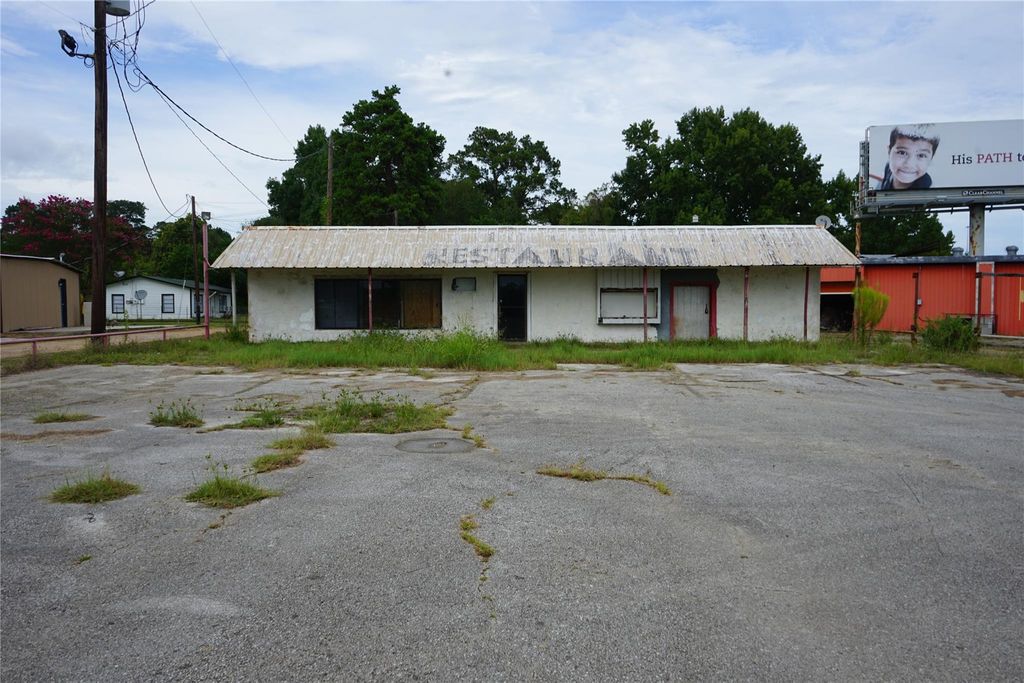 11421 Highway 59 S, Shepherd, TX 77371