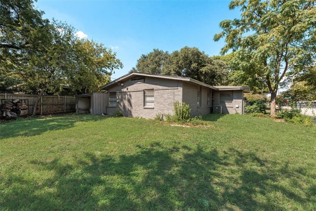 6748 Hialeah Drive, Dallas, TX 75214